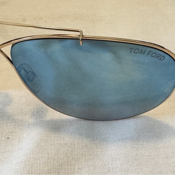 Tom Ford Eva Gold Frame Sunglasses ~ TF374 28X 61/10 Aviator - Picture 6 of 16